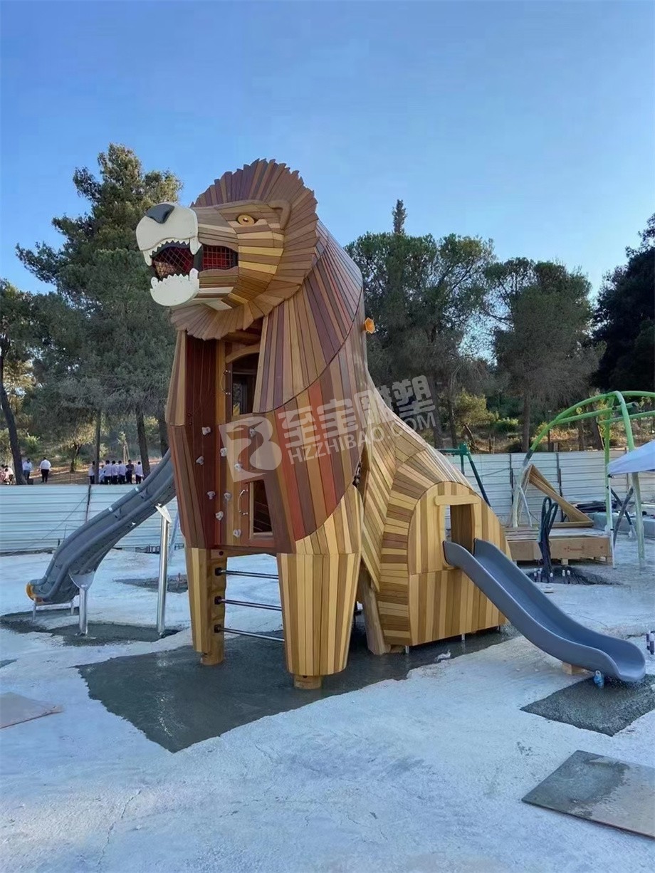 獅子動(dòng)物兒童無(wú)動(dòng)力游樂(lè)設(shè)施不銹鋼雕塑非標(biāo)定制