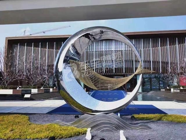 不銹鋼雕塑會有哪些常見的損傷？